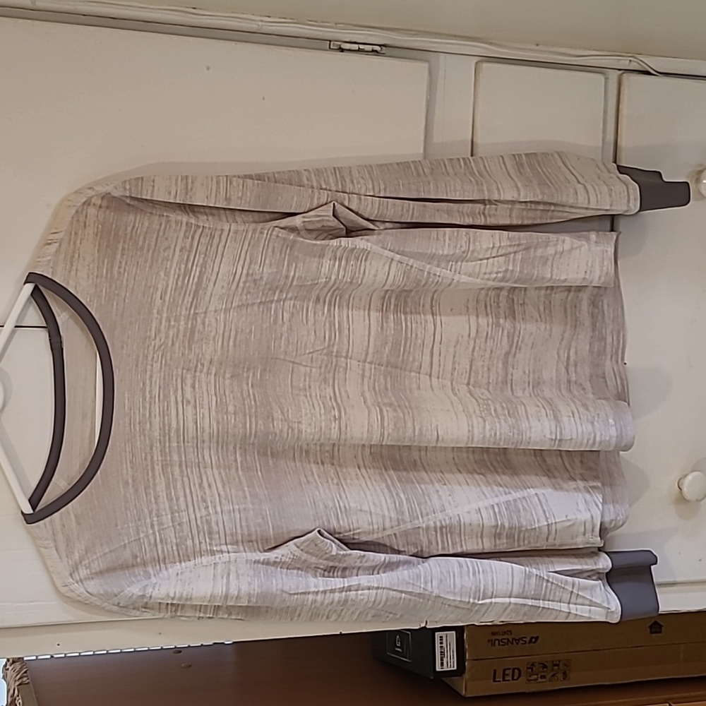 HOT SALE $$$ Lululemon Atletica Long Sleeves Active Top, Color Silver, Size 18